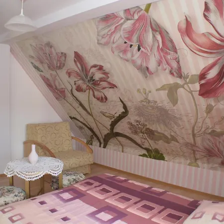 Bialy Dwor Farma Kostrzyca