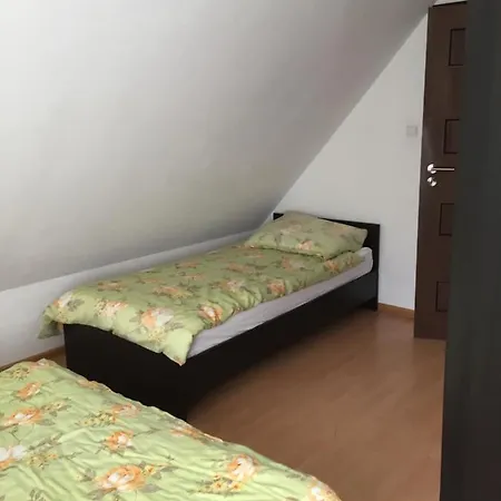 Bialy Dwor Kostrzyca